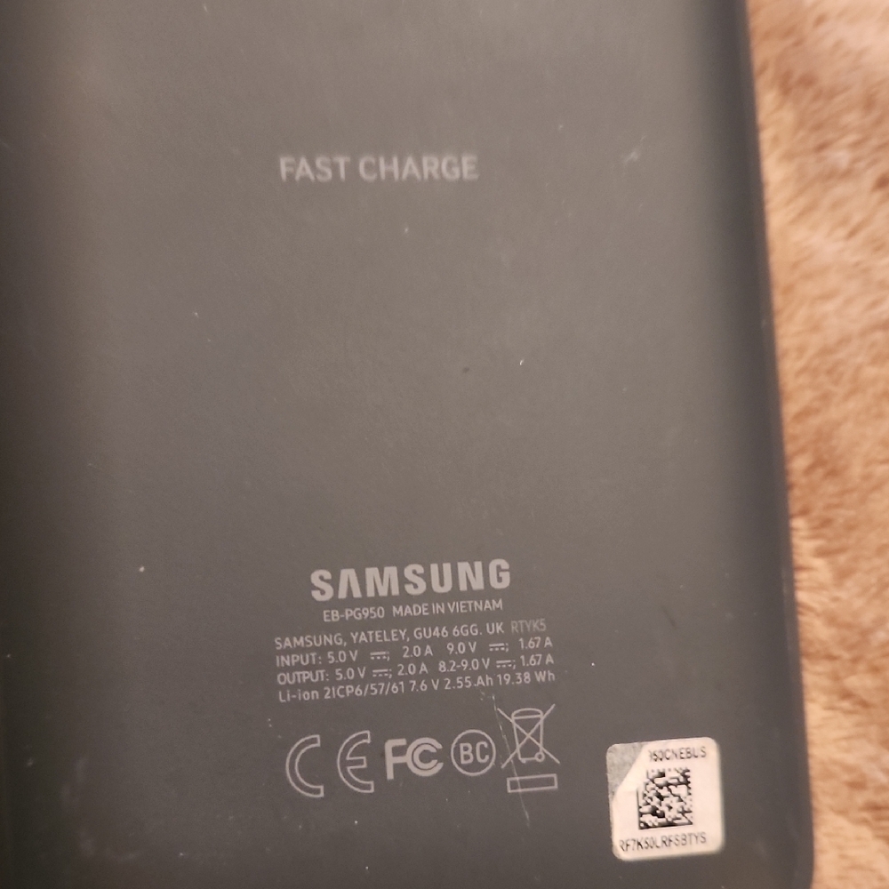 💥FALL SALE💥Samsung Black Fast Charge Device